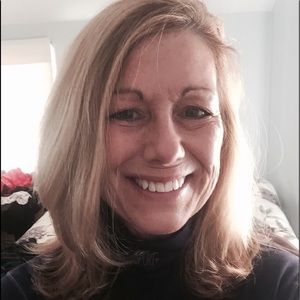 Meet your Posher, Deanna